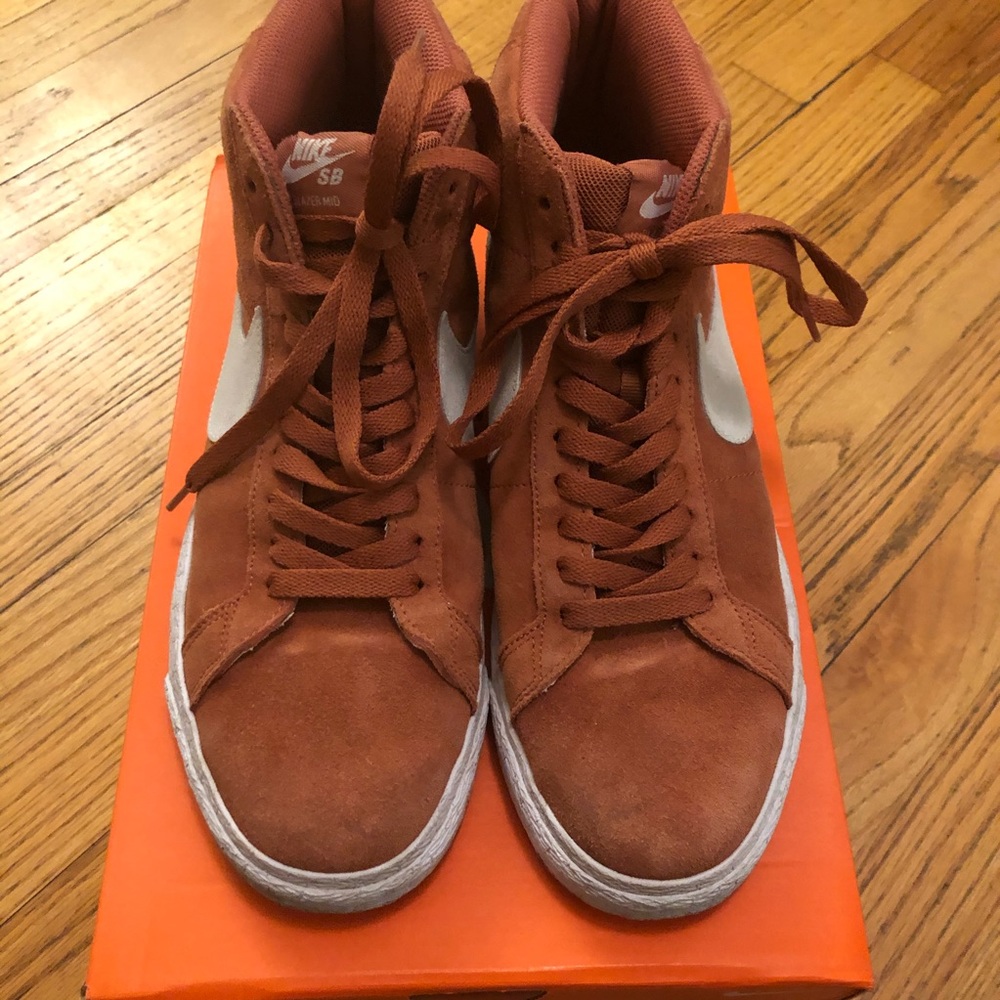 Nine SB Zoom Blazer Men’s Sneakers Size 9